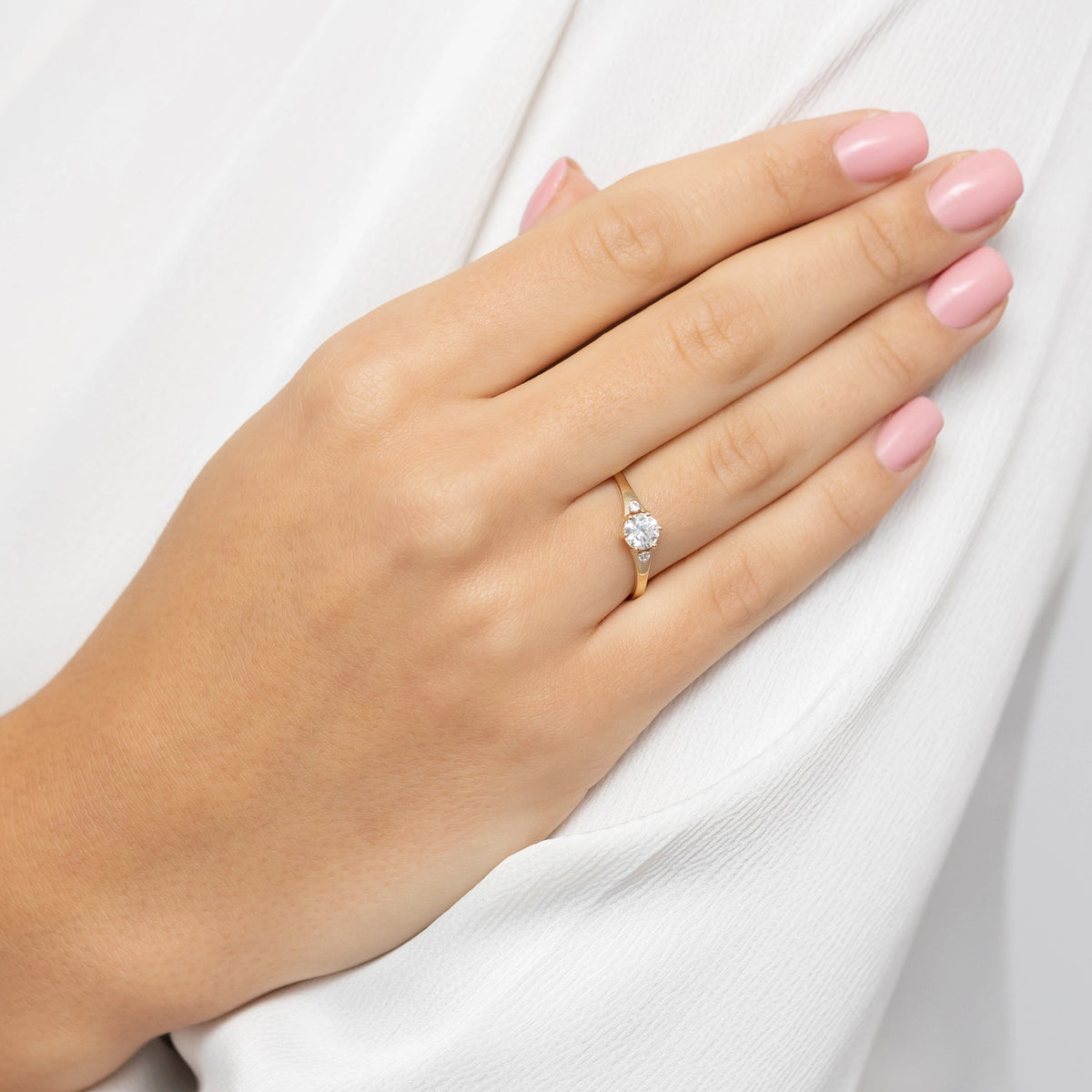 14k-gold-ring-with-zirconia-p177-585-b