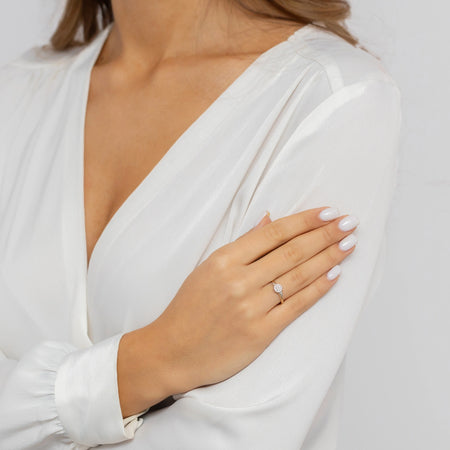 14k-gold-ring-with-zirconia-flower-p186-585-b