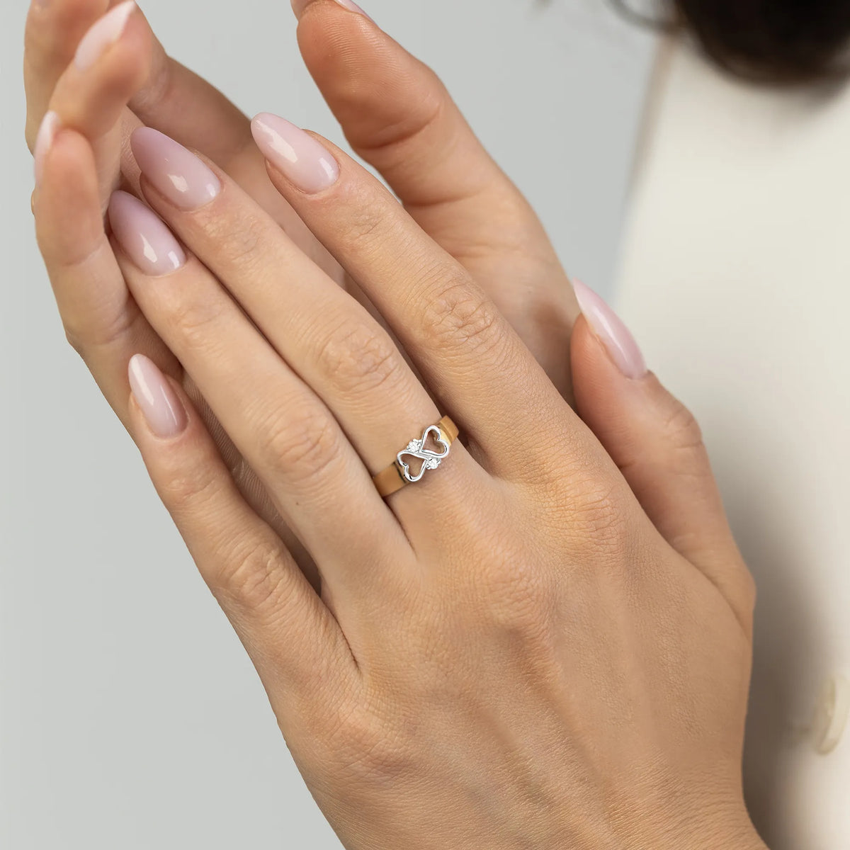 14k-gold-ring-with-zirconia-heart-p189-585-b