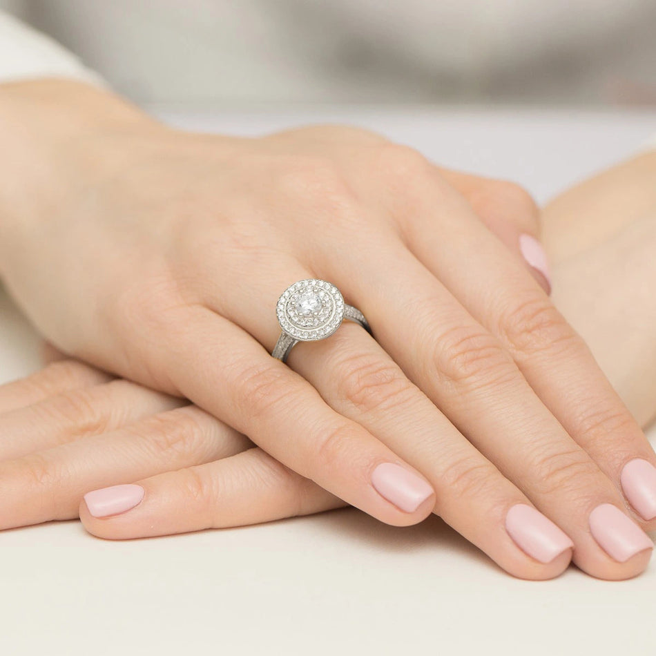 Prsten z bílého zlata s lab-grown diamantem Round/Brilliant o hmotnosti 0,50 ct a 48 × 0,0086 ct + 40 × 0,005 ct lab-grown diamanty