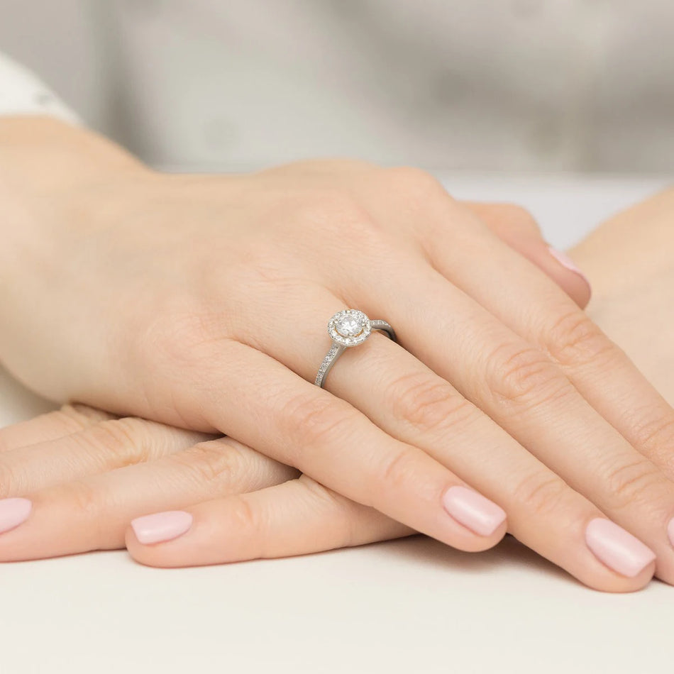 White Gold engagement ring with Round 0.50 ct Central and 0.241 ct Sideline Lab-grown Diamonds - GREMARI fine jewelry
