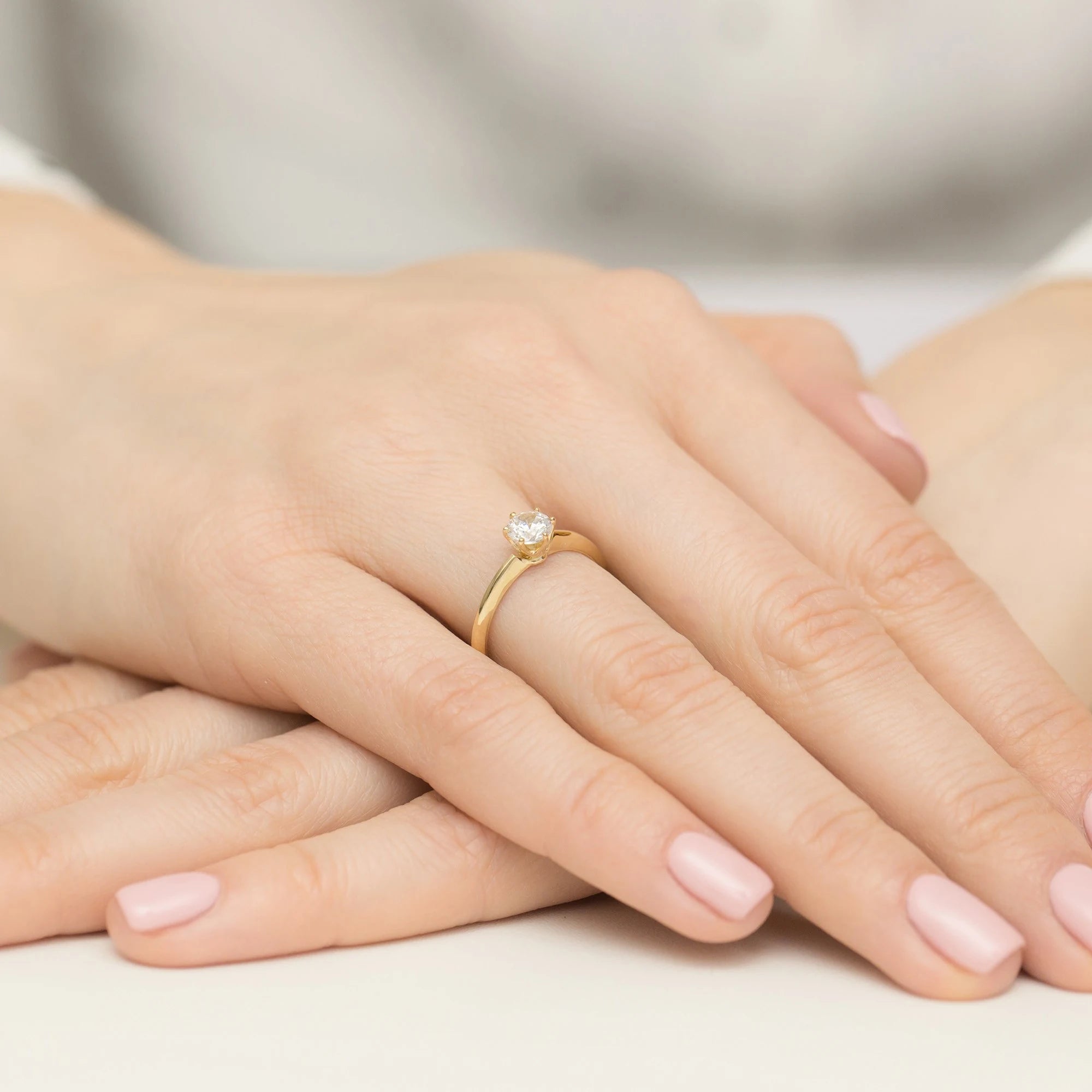 Yellow Gold engagement ring with Round 0.50 ct Lab-grown Diamond - GREMARI fine jewelry