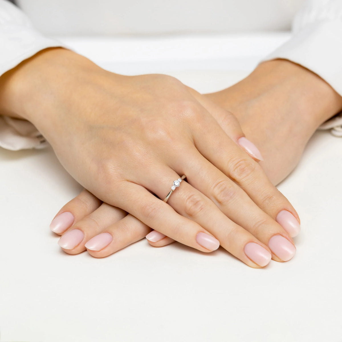 White Gold engagement ring with Round 0.15 ct Central and 0.06 ct Sideline Lab-grown Diamonds - GREMARI fine jewelry