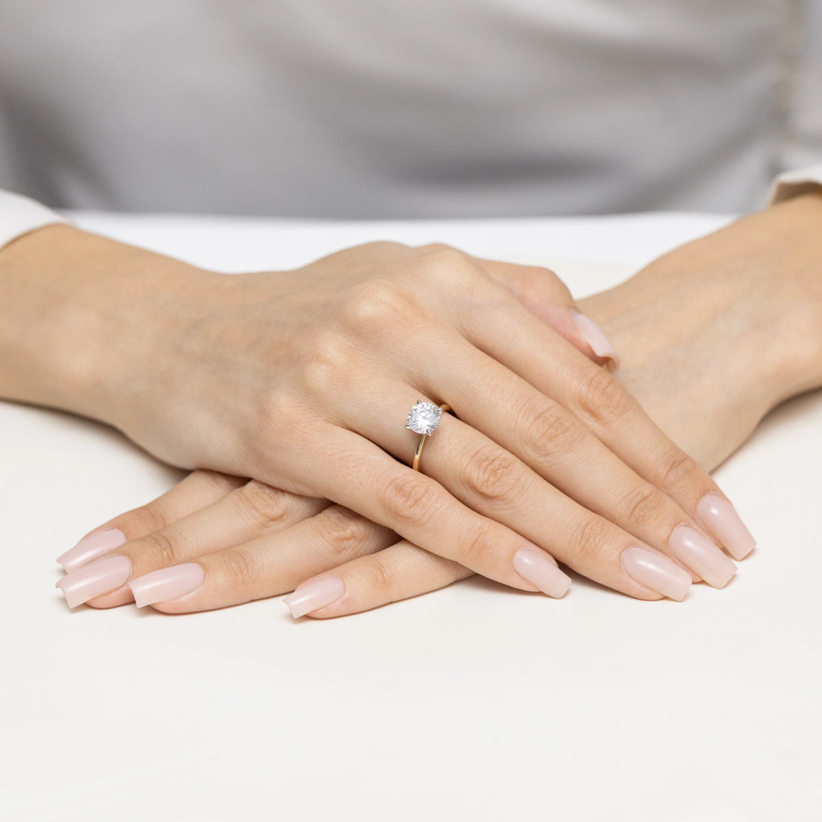 Prsten ze žlutého zlata s kulatým lab-grown diamantem 2,00 ct