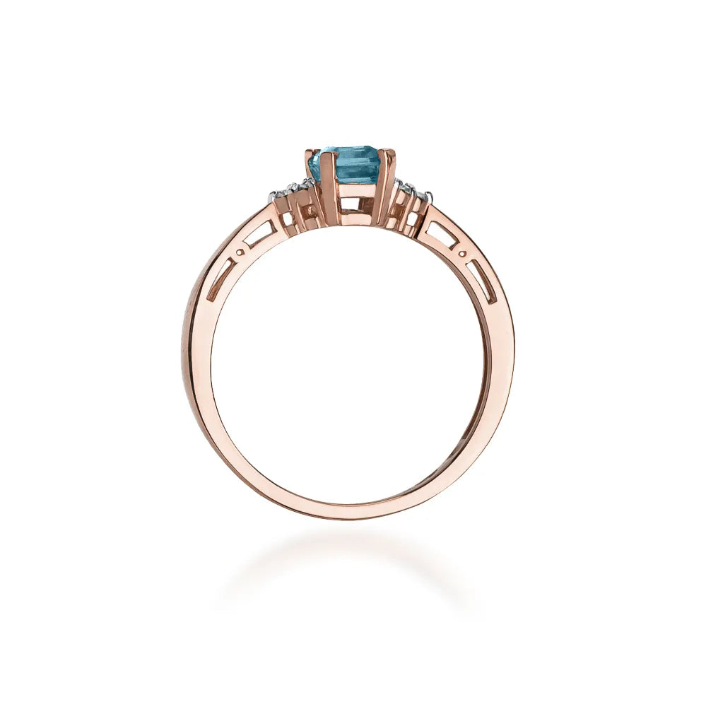 gold-ring-with-0-65ct-topaz-and-diamonds-w0002-tob-01