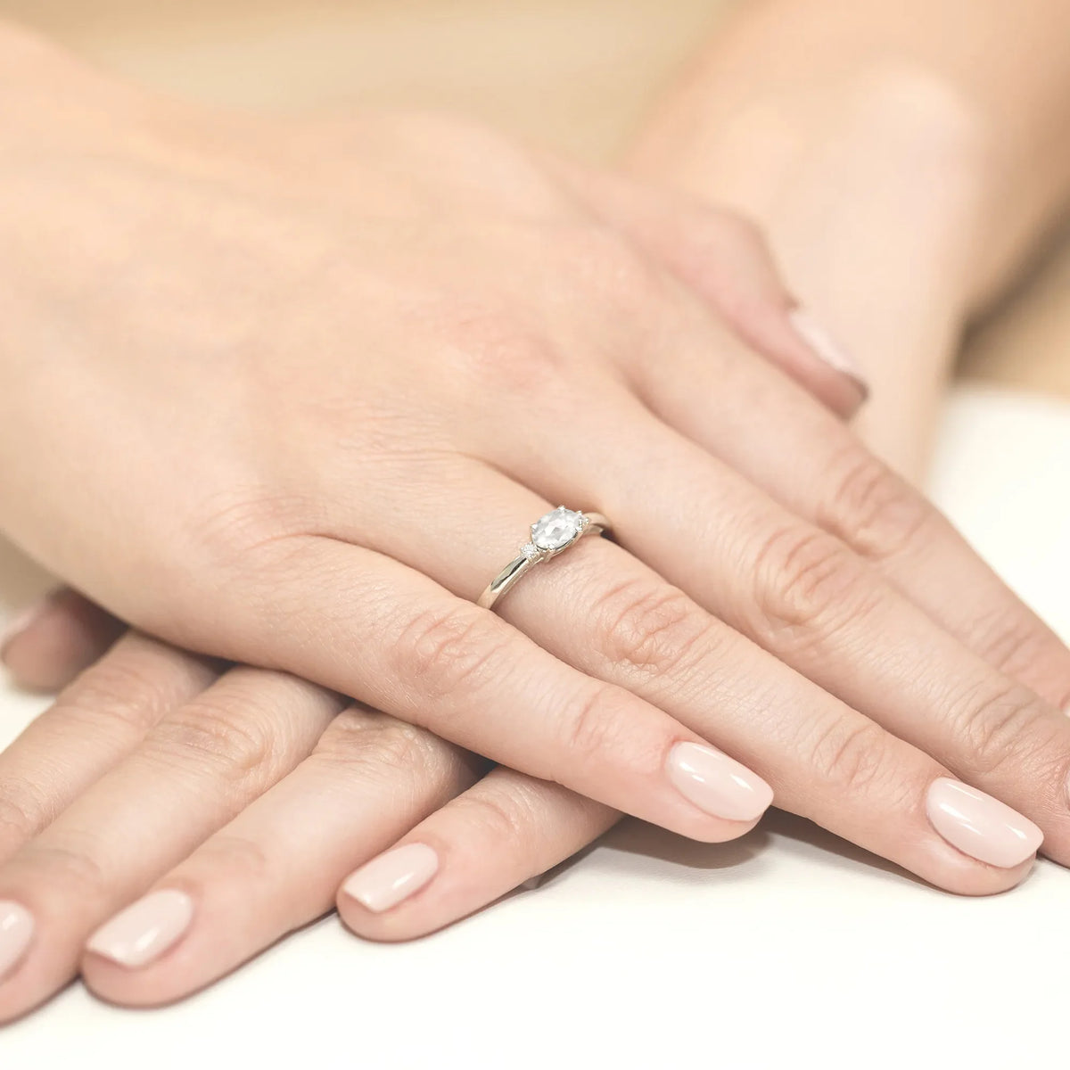 Zásnubní prsten s diamantem Lab-grown v 585 bílém zlatě