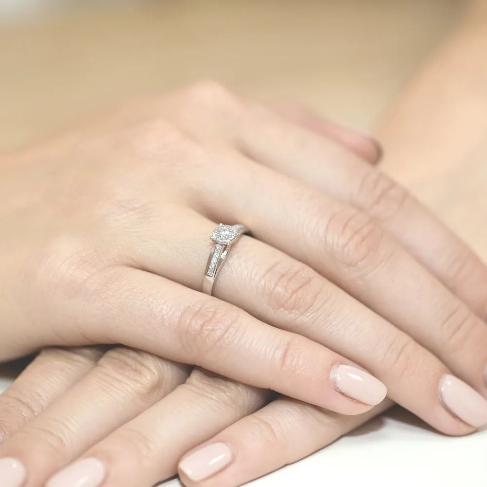 zlatý prsten s diamanty 0,04 ct a 0,09 ct w0034-diw-01