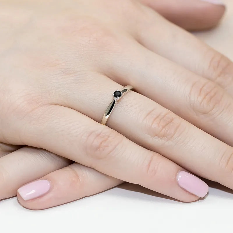 zlatý prsten s černým diamantem 0,12 ct w0045-dib-01