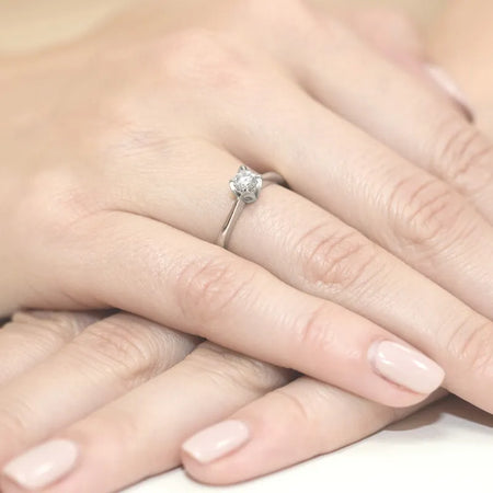 gold-ring-with-0-10ct-diamond-w0047-diw-01