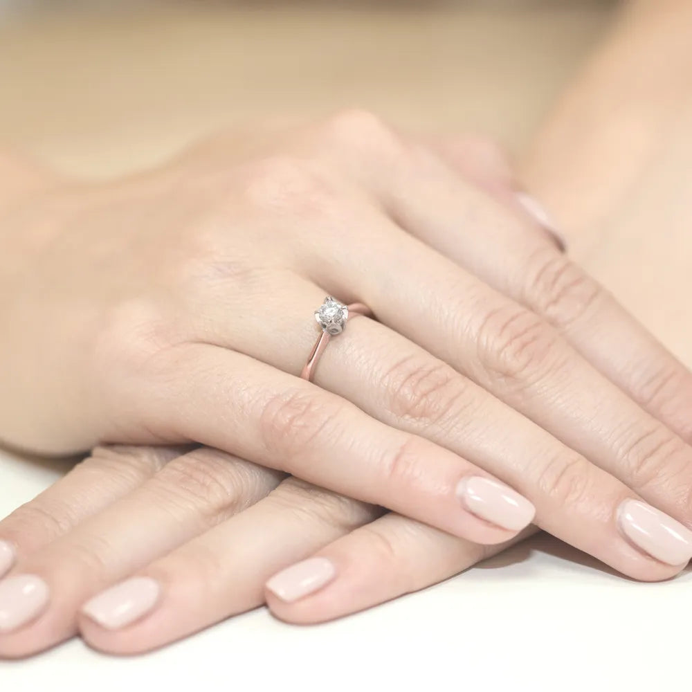 gold-ring-with-0-30ct-diamond-w0047-diw-03