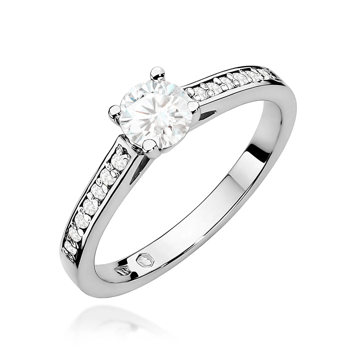 prsten-ze-zlata-s-laboratorně-vyrobenými-diamanty-0-50ct-a-0-12ct-w0052-ldw-02
