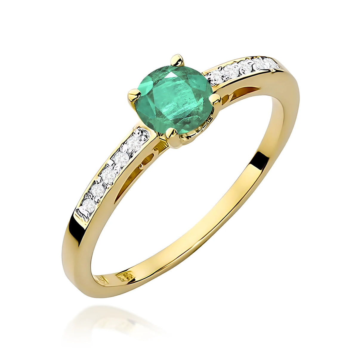 Prsten ze žlutého 14k zlata s diamanty na ramenou prstenu se smaragdem 0,50 ct a diamanty 0,05 ct