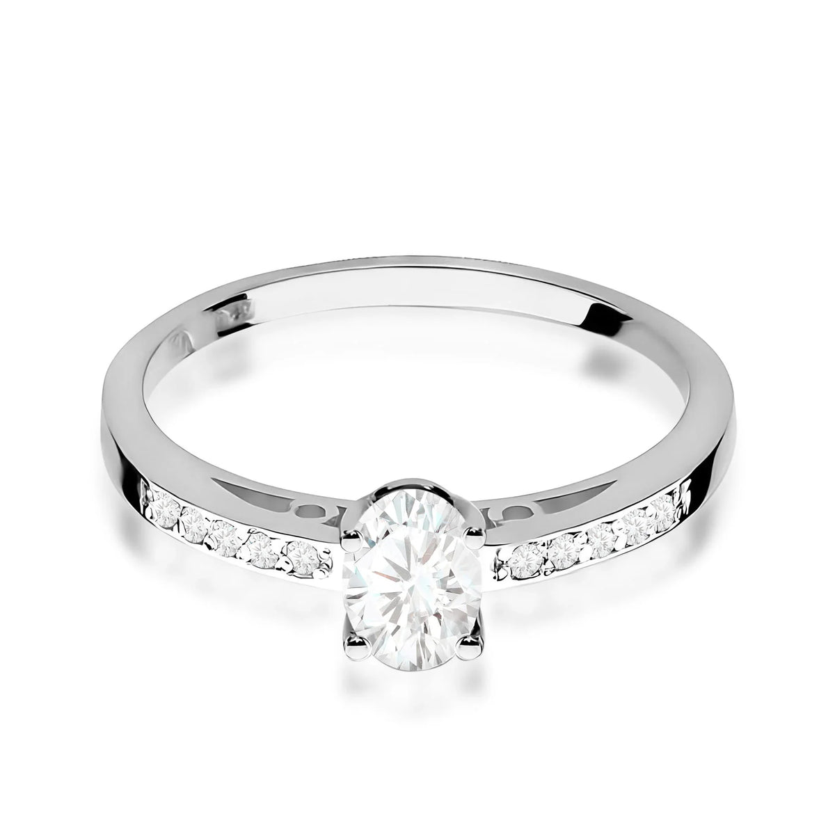 Lab-grown Diamond Engagement Ring in 585 White Gold