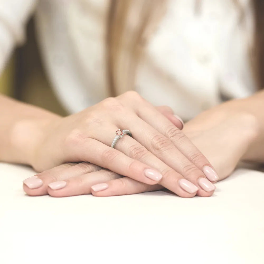 gold-ring-with-0-40ct-morganite-and-0-05ct-diamonds-w0067-mop-01