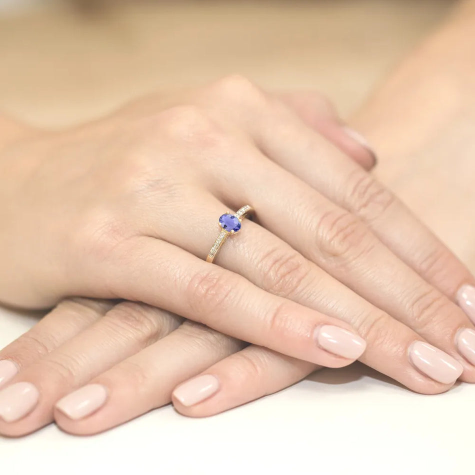 gold-ring-with-0-40ct-tansanit-and-0-05ct-diamonds-w0067-tap-01