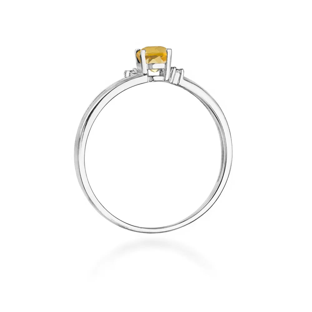 gold-ring-with-0-60ct-citrin-and-0-029ct-diamonds-w0068-ciy-01