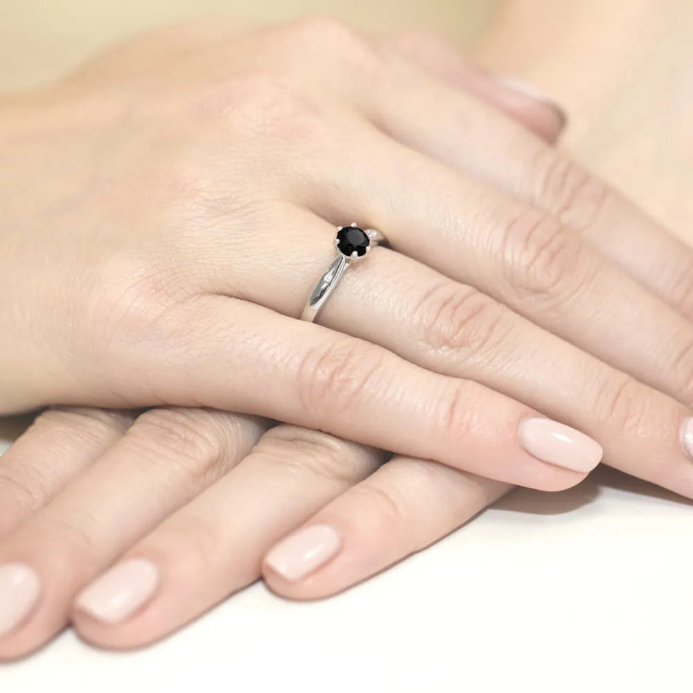 zlatý prsten s 0,50ct černým diamantem a 0,01ct diamanty w0074-dib-01