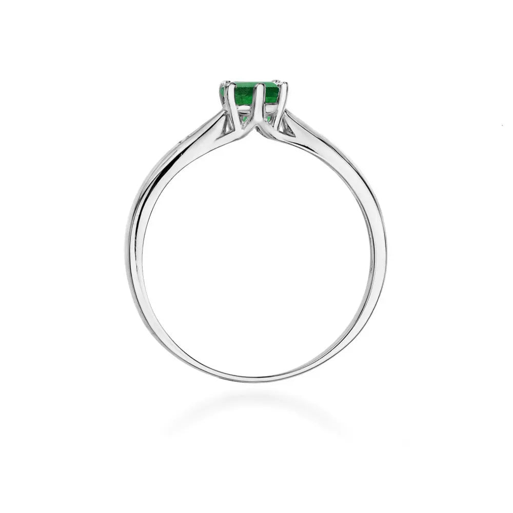 gold-ring-with-0-50ct-emerald-and-diamonds-w0074-emg-01