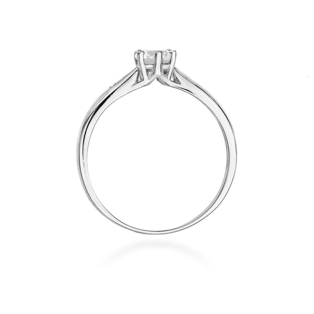 prsten-ze-zlata-s-bilym-safirem-0-60ct-a-diamanty-0-01ct-w0074-saw-01