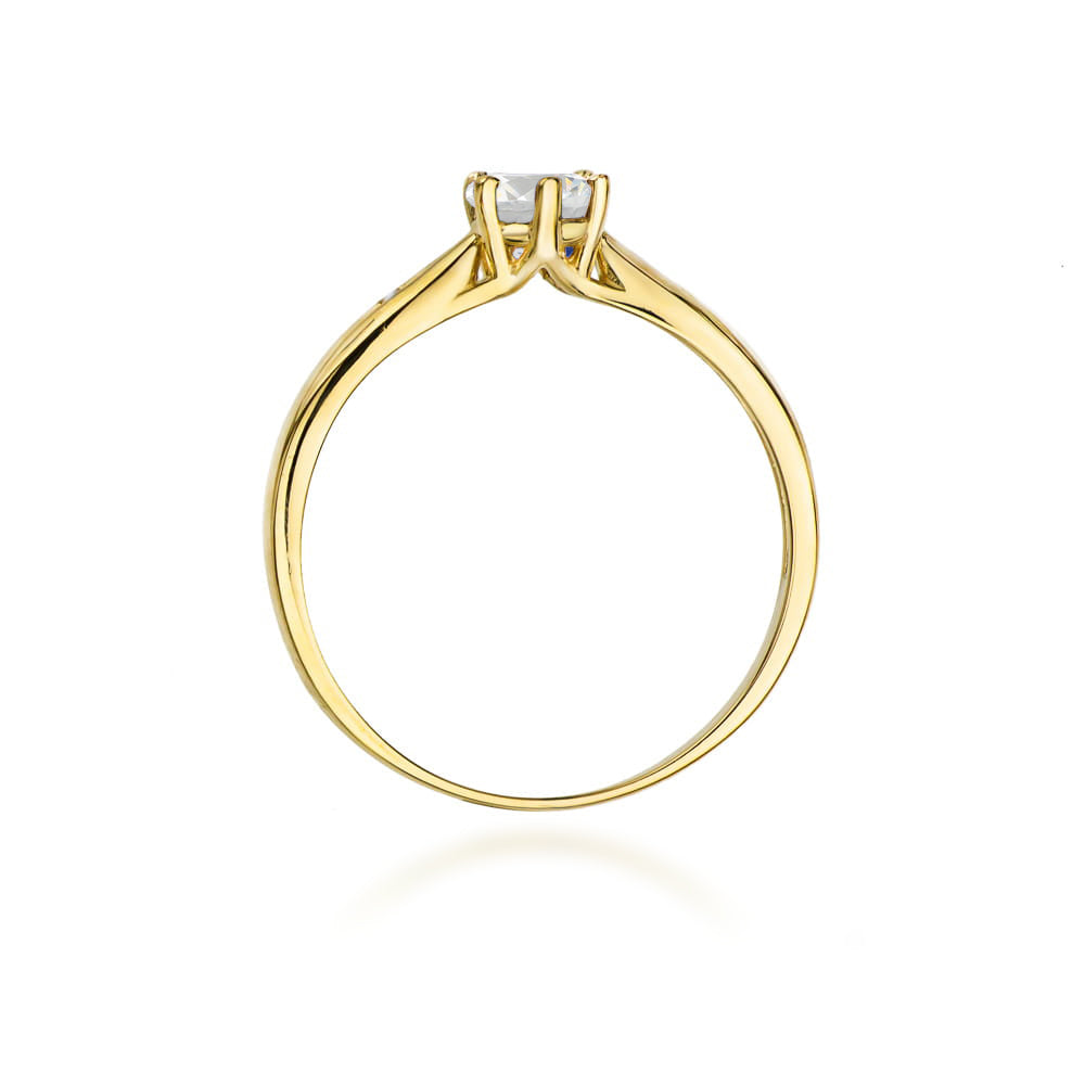 prsten-ze-zlata-s-bilym-safirem-0-60ct-a-diamanty-0-01ct-w0074-saw-01