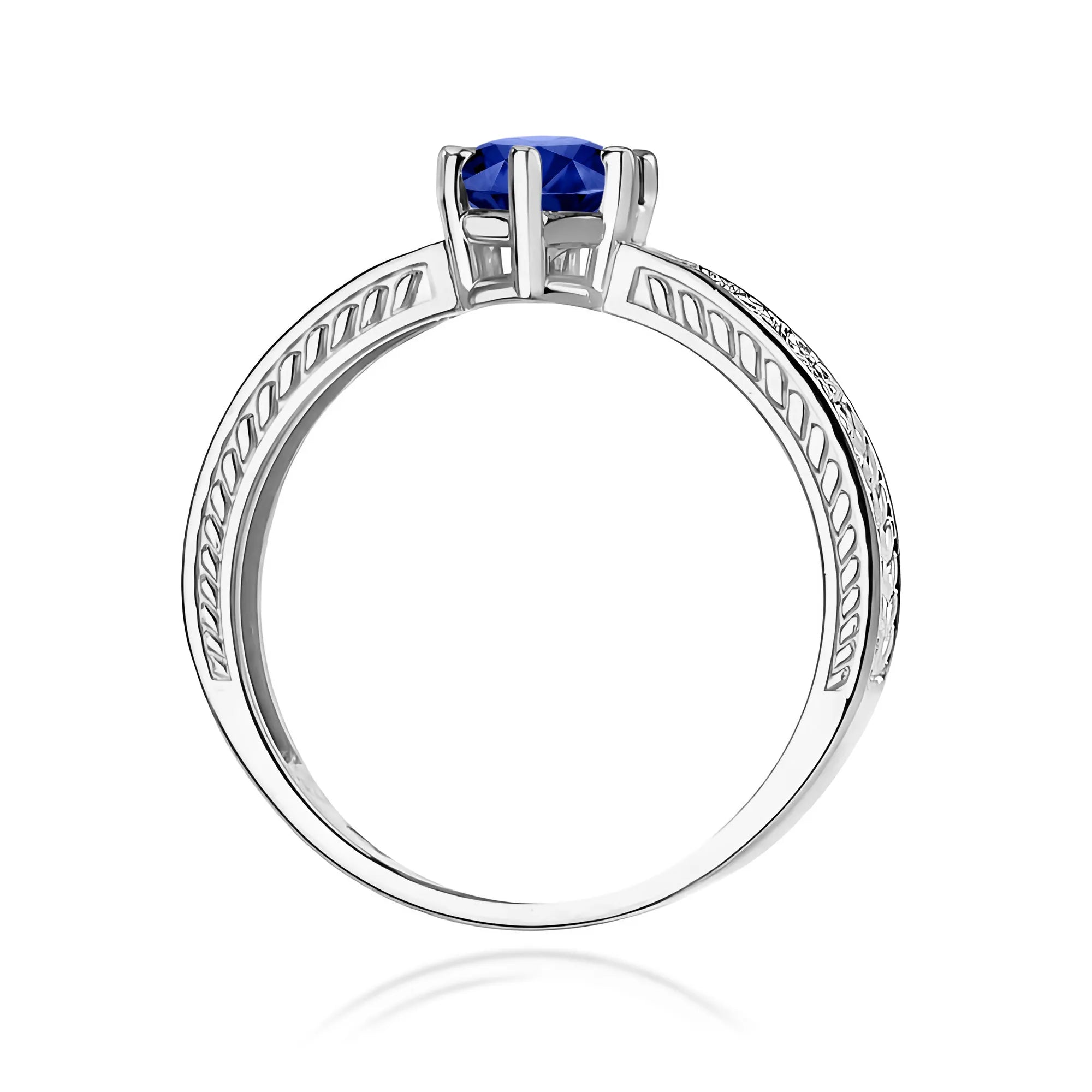 gold-ring-with-0-50ct-sapphire-and-diamonds-w0075-sab-01