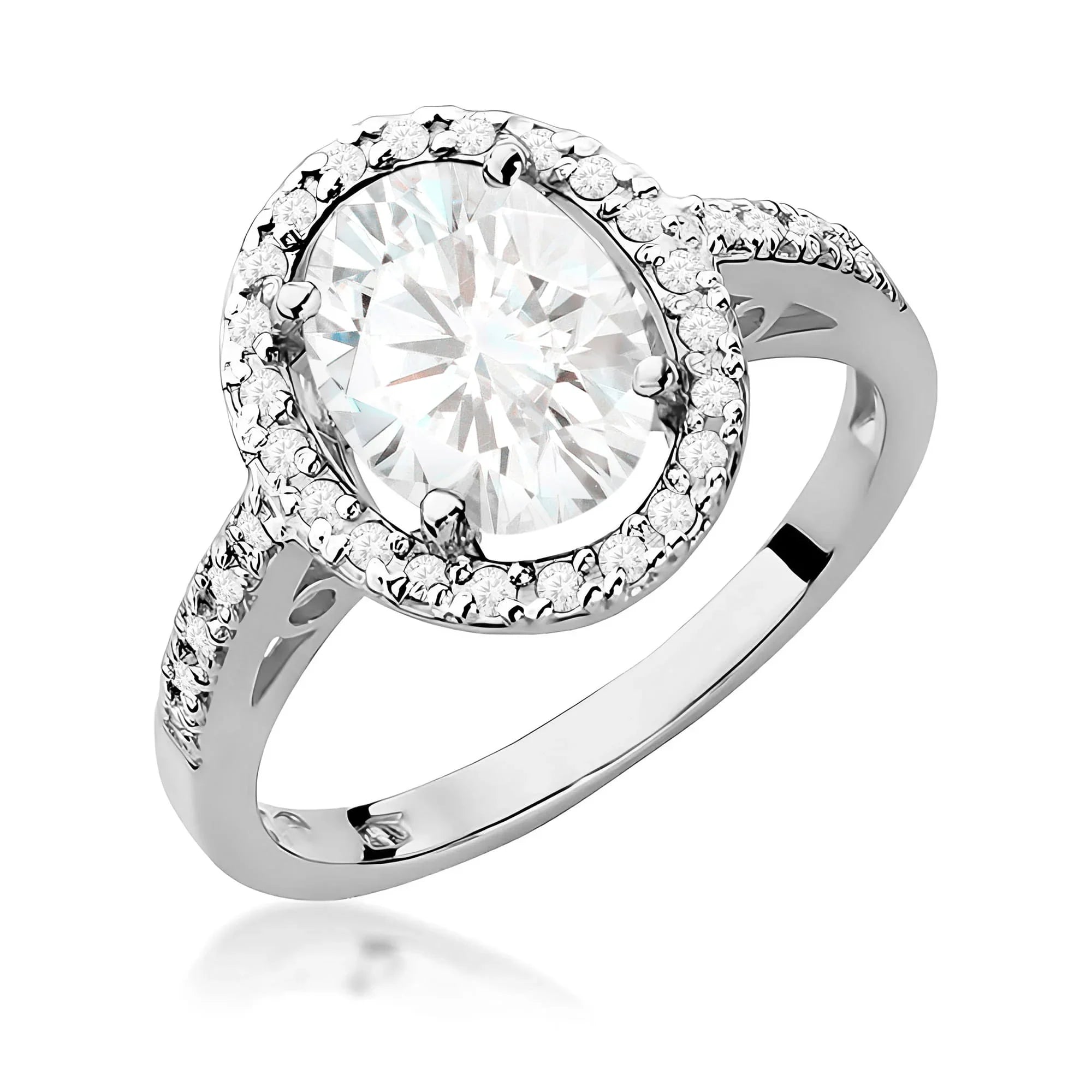 Lab-grown Diamond Engagement Ring in 585 White Gold