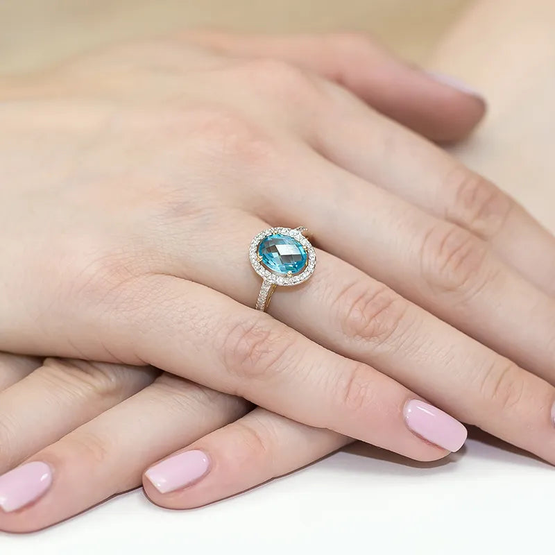 zlatý prsten s topazem 1,70 ct a diamanty 0,16 ct w0080-tob-01