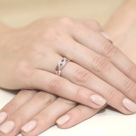 gold-ring-with-0-05ct-and-0-05ct-diamonds-w0083-diw-01