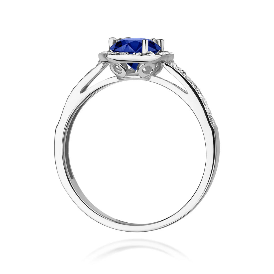 White Gold Ring with 0.50ct Sapphire and 0.20ct Diamonds