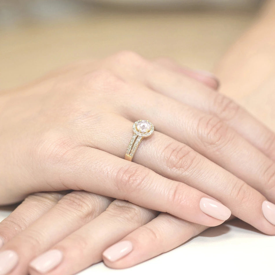 Gold Ring with Round Lab-Grown Diamond 0.50 ct and 0.20 ct