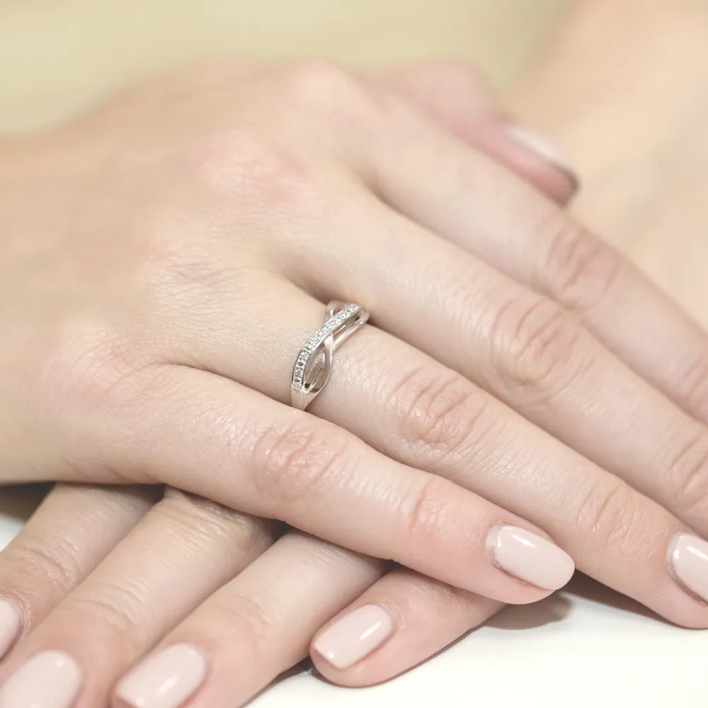 zlatý prsten s diamanty 0,06 ct w0090-diw-01