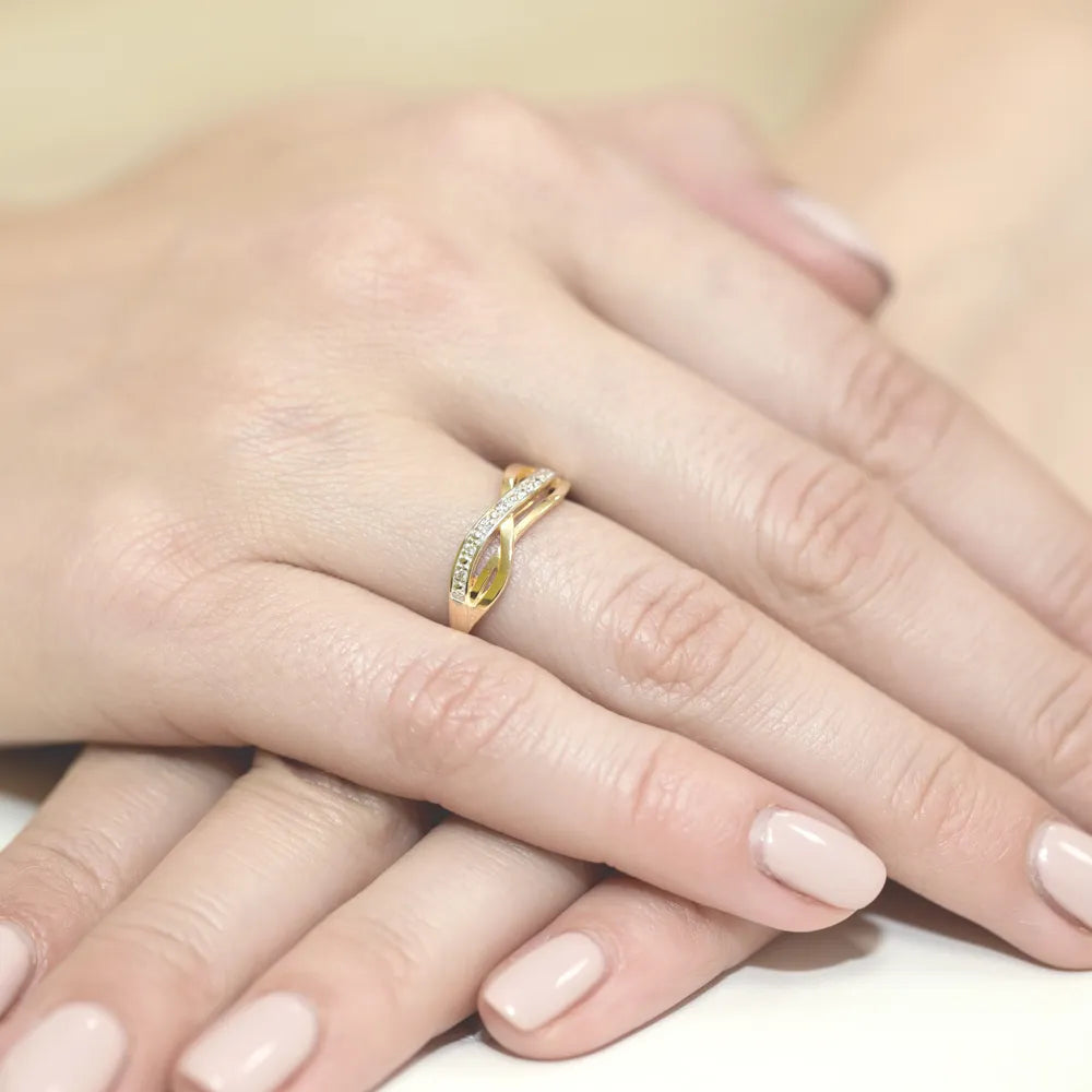 gold-ring-with-0-06ct-diamonds-w0090-diw-01