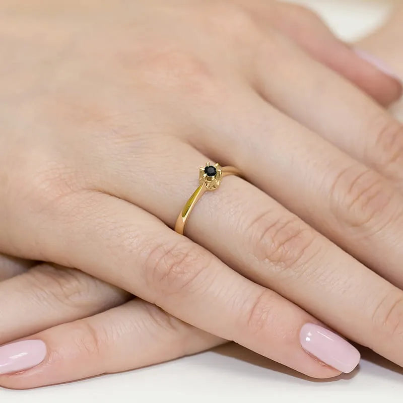 zlatý prsten s černým diamantem 0,12 ct w0111-dib-01
