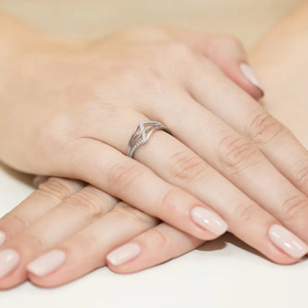 gold-ring-with-0-03ct-diamonds-w0114-diw-01