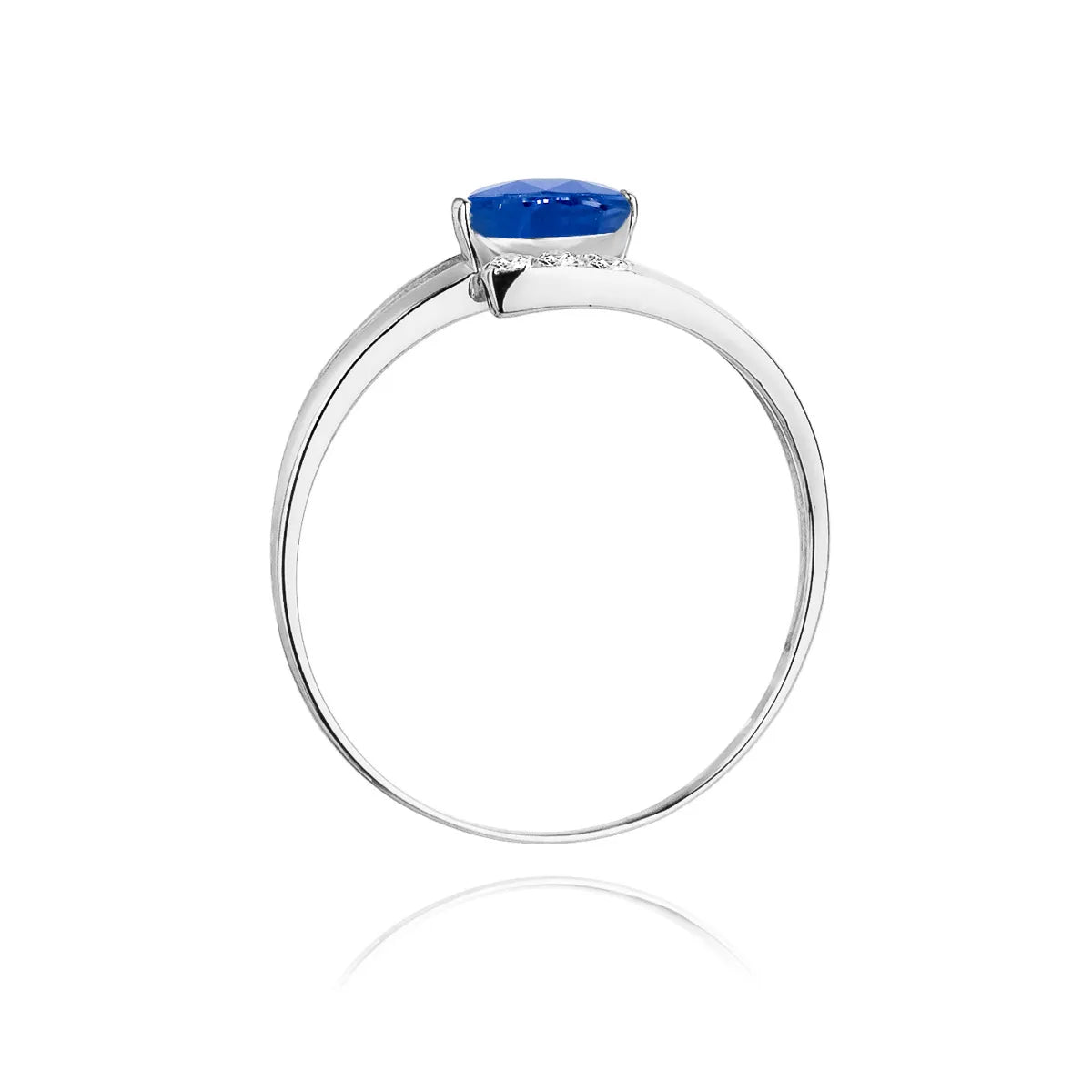 gold-ring-with-0-70ct-sapphire-and-0-052ct-diamonds-w0119-sab-01