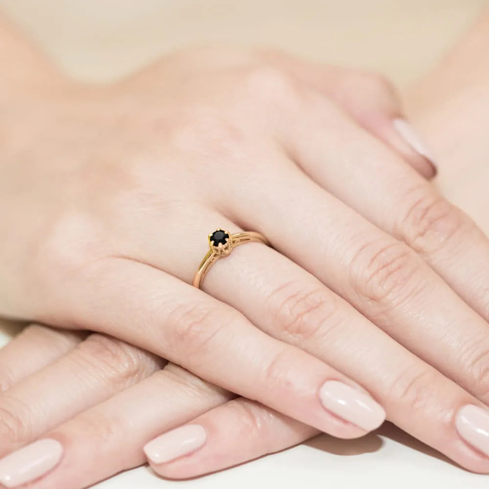 gold-ring-with-0-20ct-black-diamond-w0133-dib-01