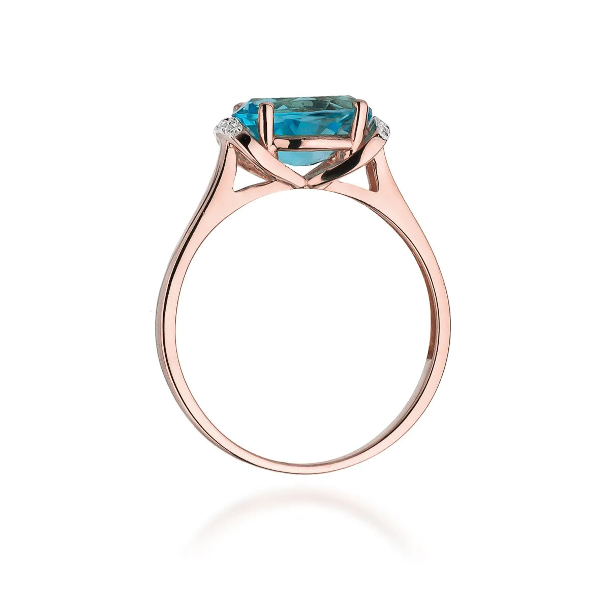 gold-ring-with-1-70ct-topaz-and-0-04ct-diamonds-w0148-tob-01