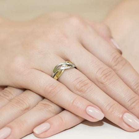 gold-ring-with-0-10ct-diamond-w0156-diw-03