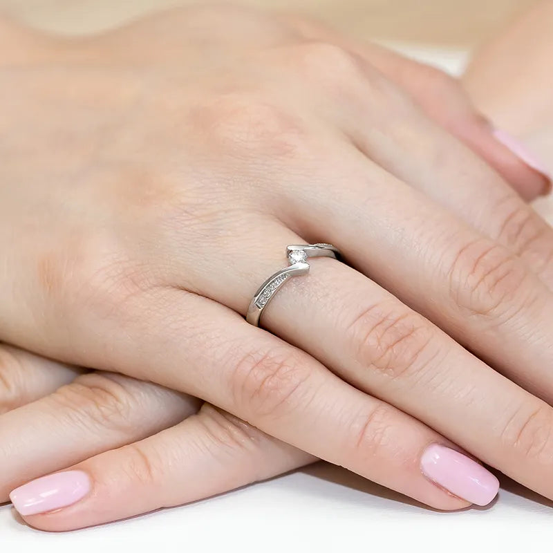 zlatý prsten s diamanty 0,13 ct a 0,03 ct w0177-diw-01