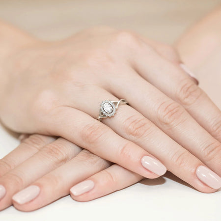 Zásnubní prsten s diamantem Lab-grown v 585 bílém zlatě