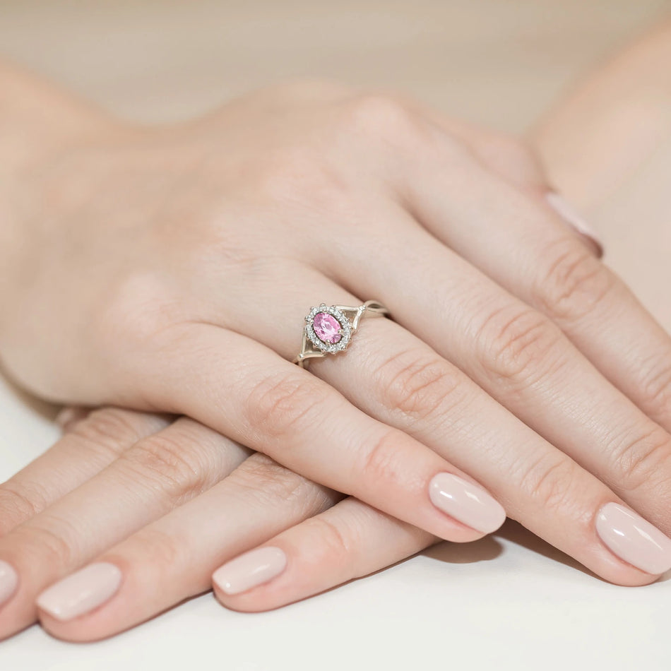 White Gold Ring with 0.45ct Pink Sapphire and 0.12ct Diamonds