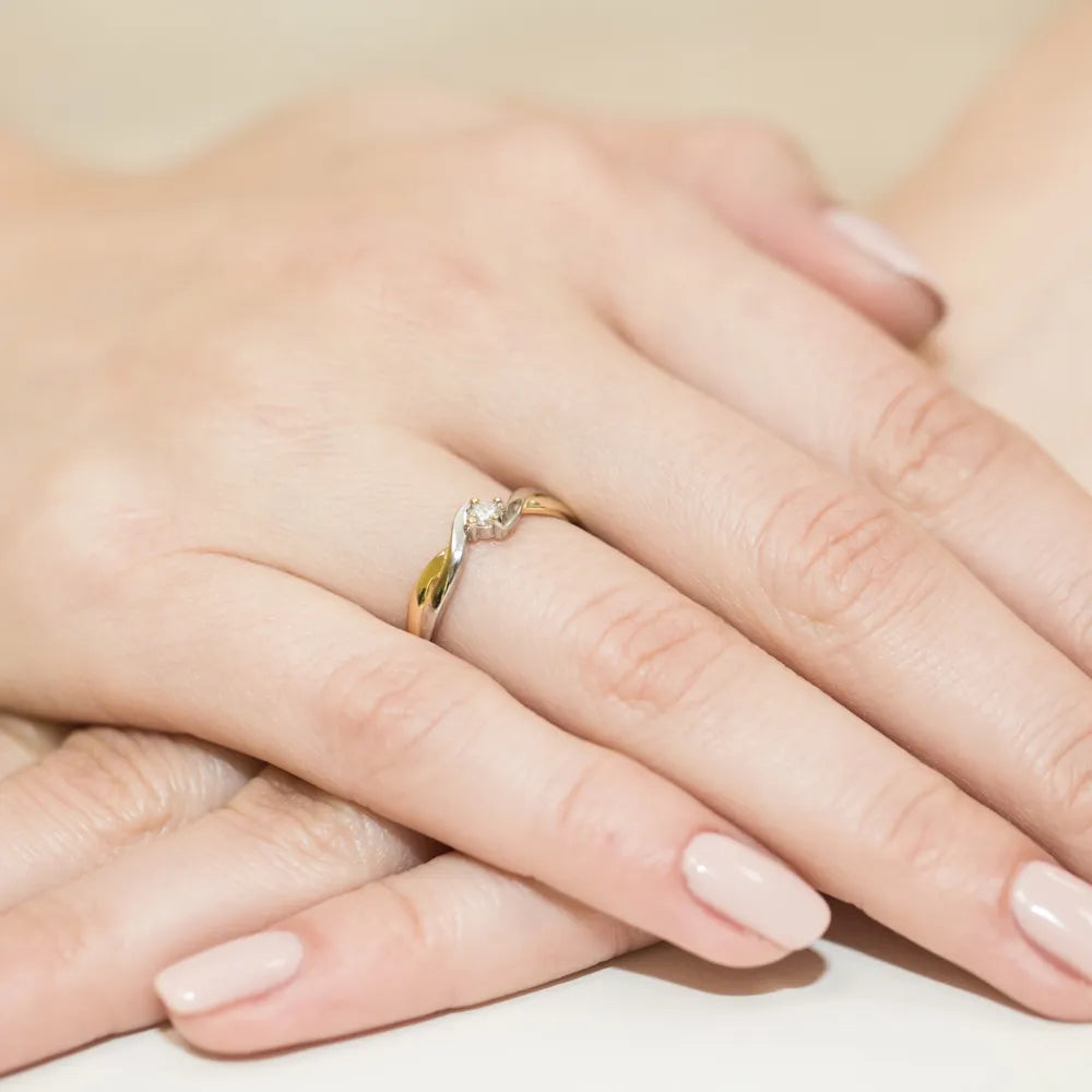 zlatý prsten s diamantem 0,08 ct w0208-diw-01