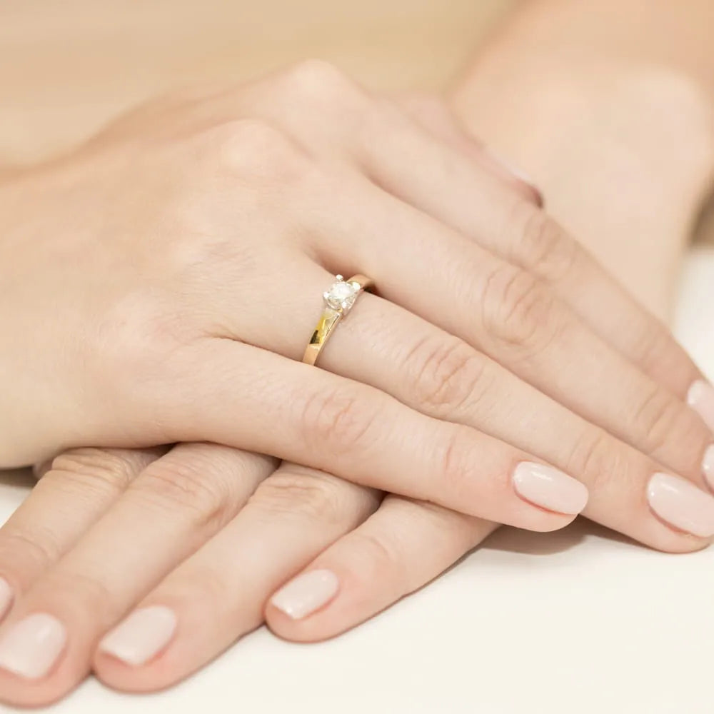 gold-ring-with-0-30ct-lab-diamond-w0225-ldw-05