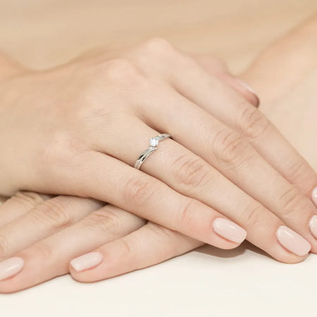 gold-ring-with-0-08ct-diamond-w0231-diw-01