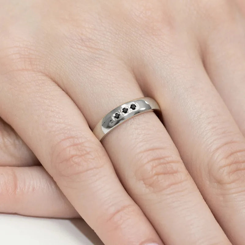 zlatý-prsten-s-0-044ct-černými-diamanty-w0235-dib-01