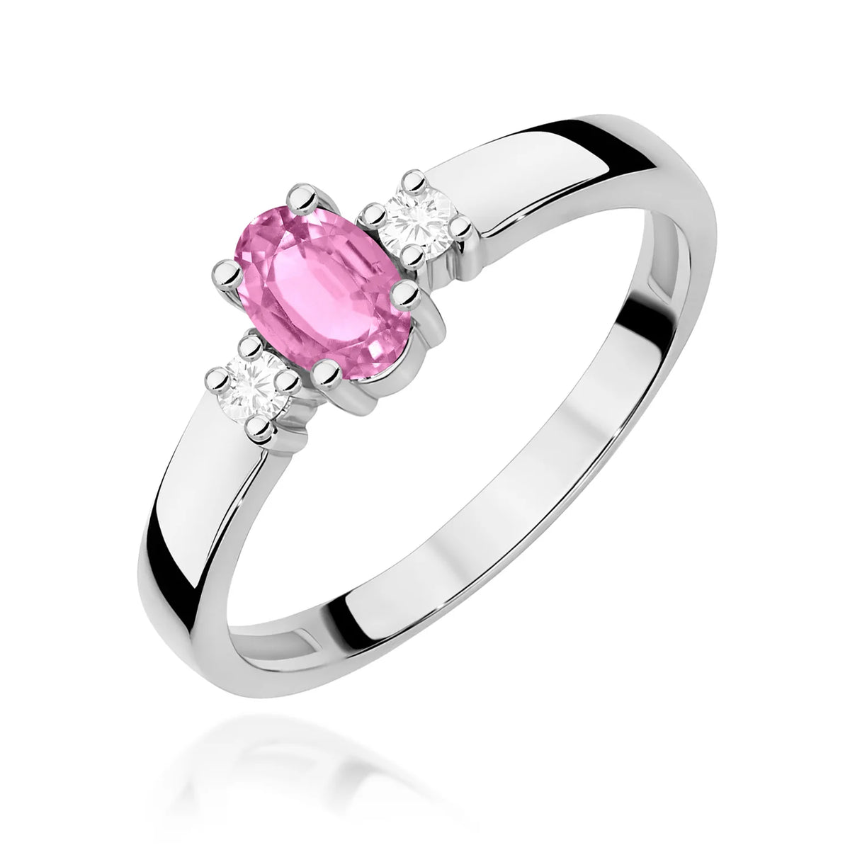 Prsten se třemi kameny z bílého 14k zlata s oválným růžovým safírem 0,45 ct a diamanty 0,08 ct