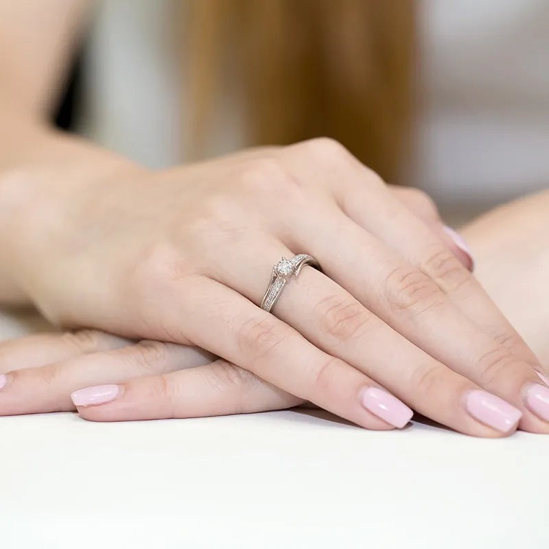 zlatý prsten s diamanty 0,05 ct a 0,05 ct w0269-diw-01