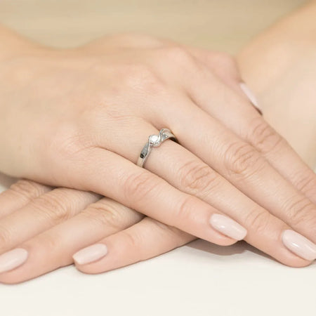 gold-ring-with-0-15ct-lab-diamond-w0278-ldw-01