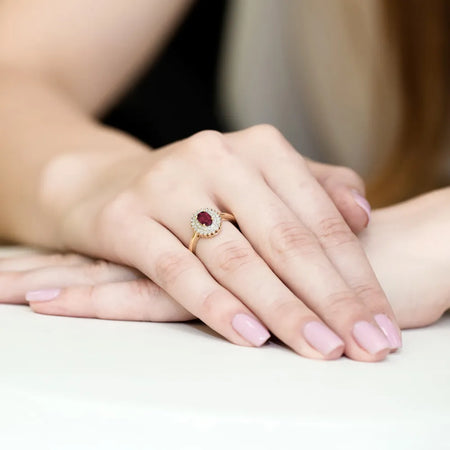 gold-ring-with-0-60ct-ruby-and-0-195ct-diamonds-w0303-rur-01