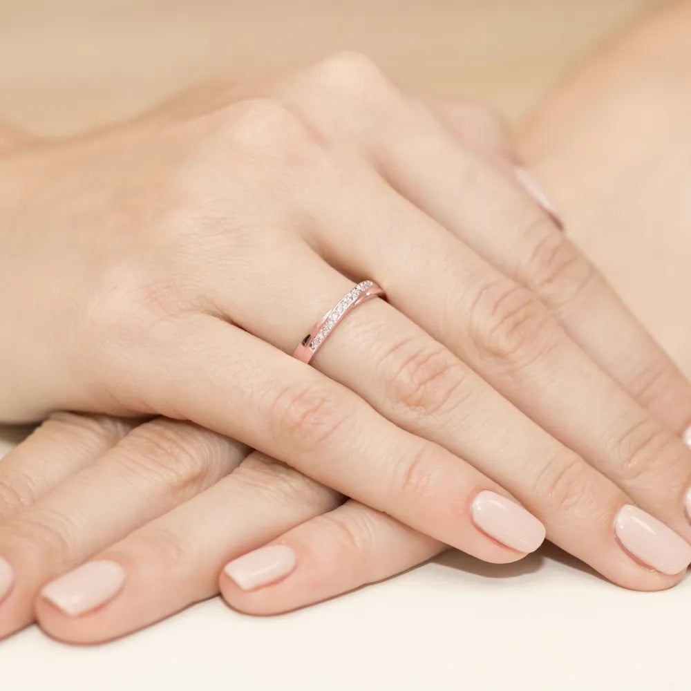 gold-ring-with-0-065ct-diamonds-w0305-diw-01